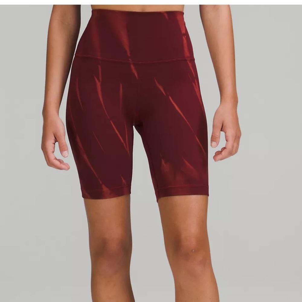 **BRAND NWT LuLulemon Wunder Under Shorts**